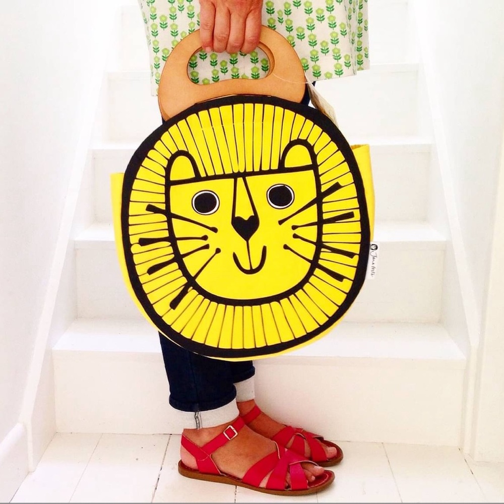 Jane Foster lion purse bag retro Scandinavian wood handle yellow